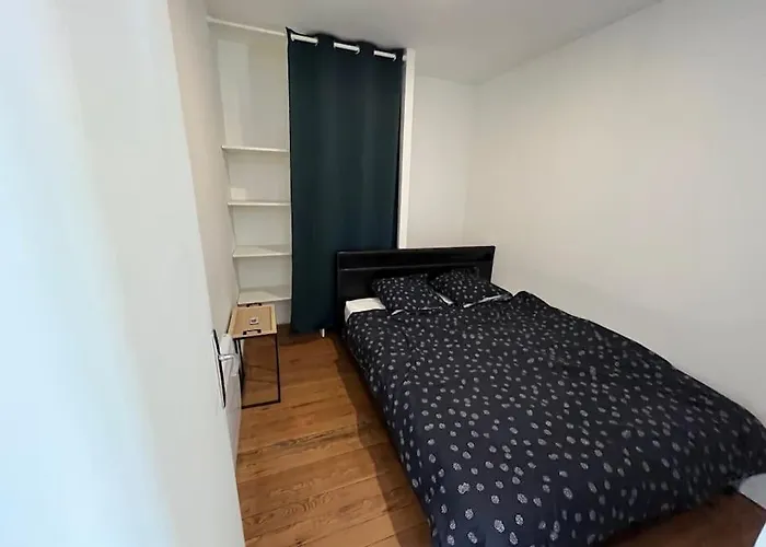 Lägenhet Avec Balcon Proche Du Centre.